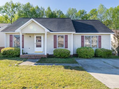 5744 Randleman St, Fayetteville, NC, 28304