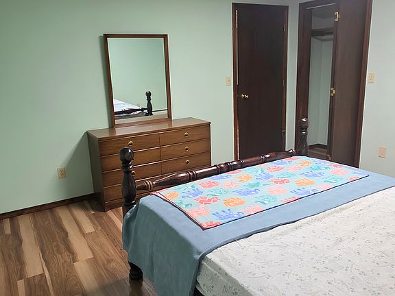 4th image of 2285 Gartz Rd Unit 1