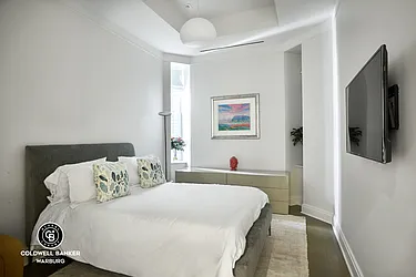 Sold by Coldwell Banker Warburg