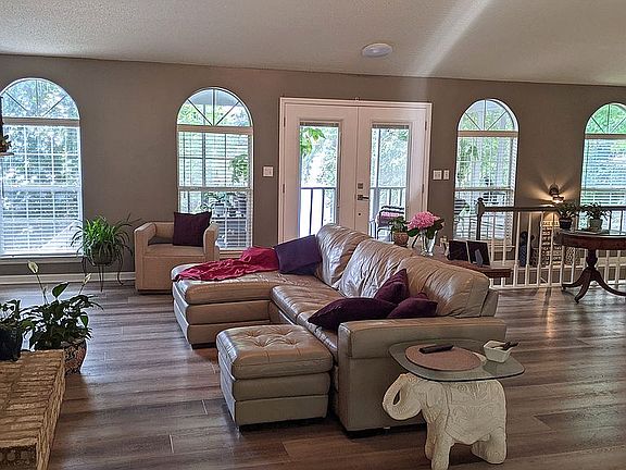 French doors to screen porch