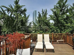 52 Gray St #2C, Boston, MA 02116