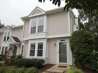 2439 S Walter Reed Dr #184, Arlington, VA 22206