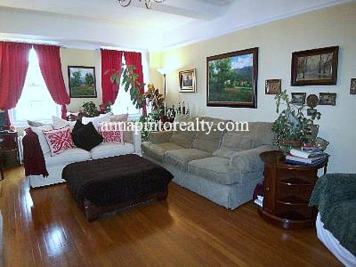 HARDWOOD FLOORS