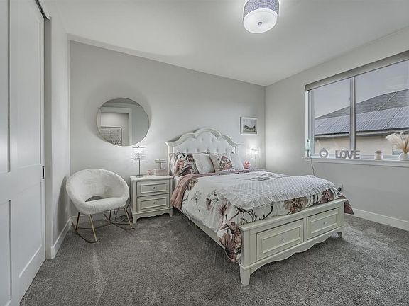 5th image of 3900 Mount Hayden Drive