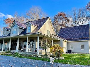 2878 Baywoods Dr, Sharpsville, PA