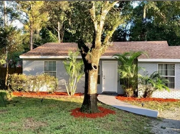 5205 Serena Dr, Temple Terrace, FL 33617