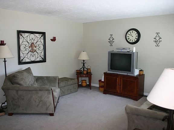 Living Room-Main Level