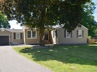 31 Pine Tree Ln., Morris Township, NJ 07950