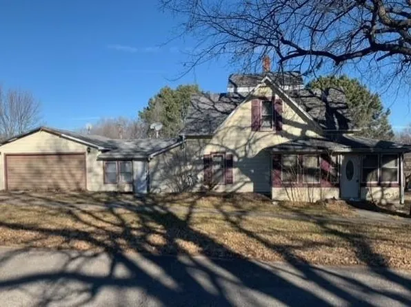 210 W Gourlay Ave, Nelson, NE 68961