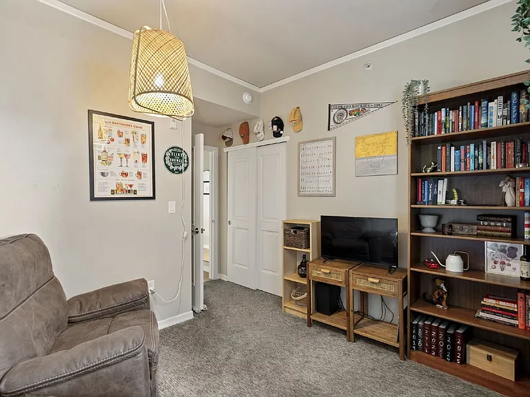 1975 N Grant St #401 — Photo 16