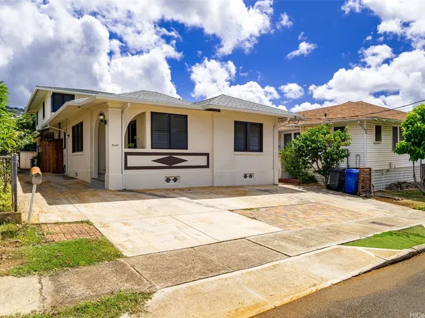 3666 Keanu St, Honolulu, HI 96816