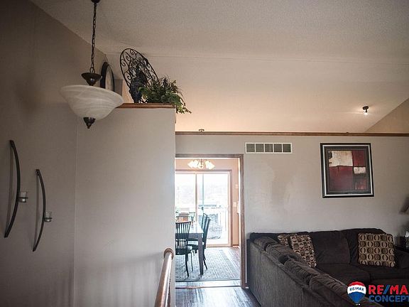 4th image of 5230 W Thatcher Ln