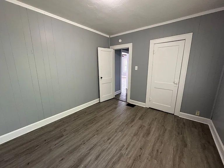 1529 Dawson St — Photo 13