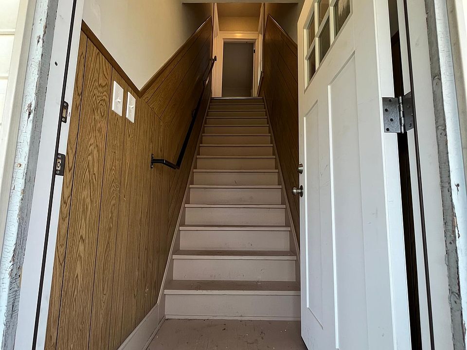 1st image of 3456 W 95th St