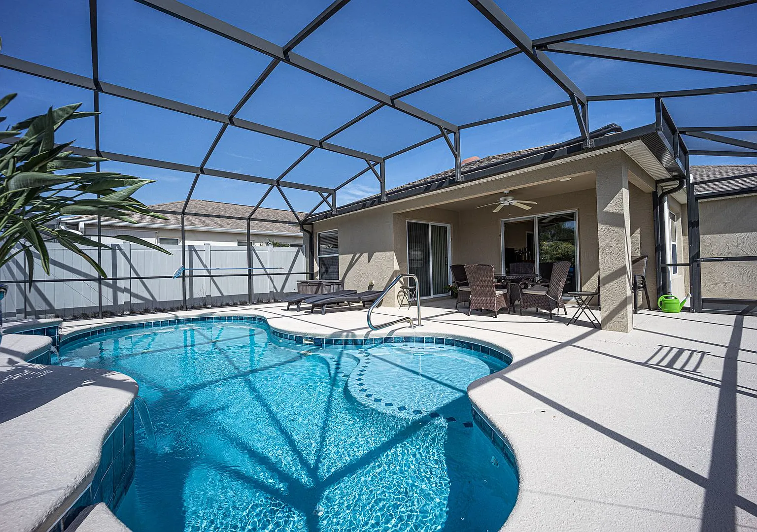 3BR/2BA Fully Furnished with POOL & Golf Cart / Seasonal Rental in The Village of Montbrook Villas — Photo 2