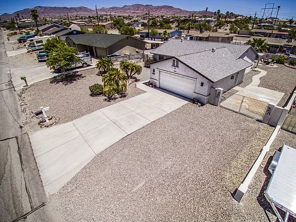 5th image of 3362 Iroquois Dr