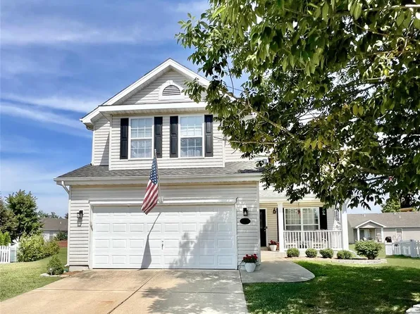 2406 Cypress Knoll Ct, Belleville, IL 62221