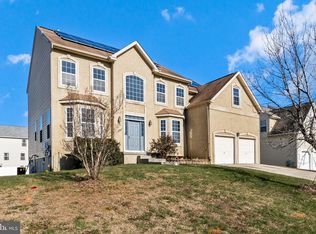3 Mallards Crest Ct, Sicklerville, NJ 08081
