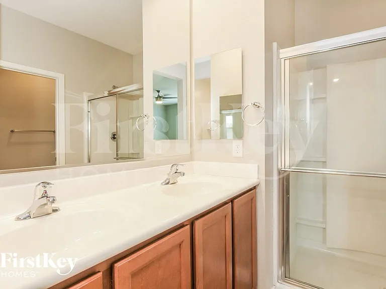 9738 W Getty Dr — Photo 9