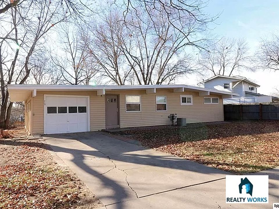1st image of 719 E Eldora Ln