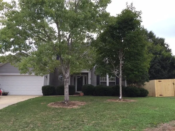 6305 Horseplay Ct, Charlotte, NC 28277