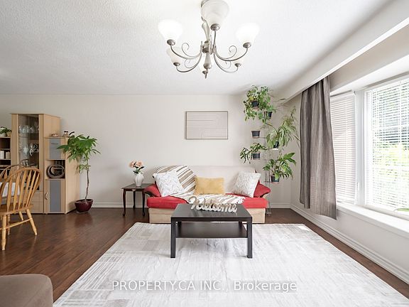 3rd image of 2563 Bromsgrove Rd W
