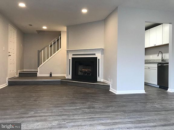 4th image of 13107 Wonderland Way #14-170