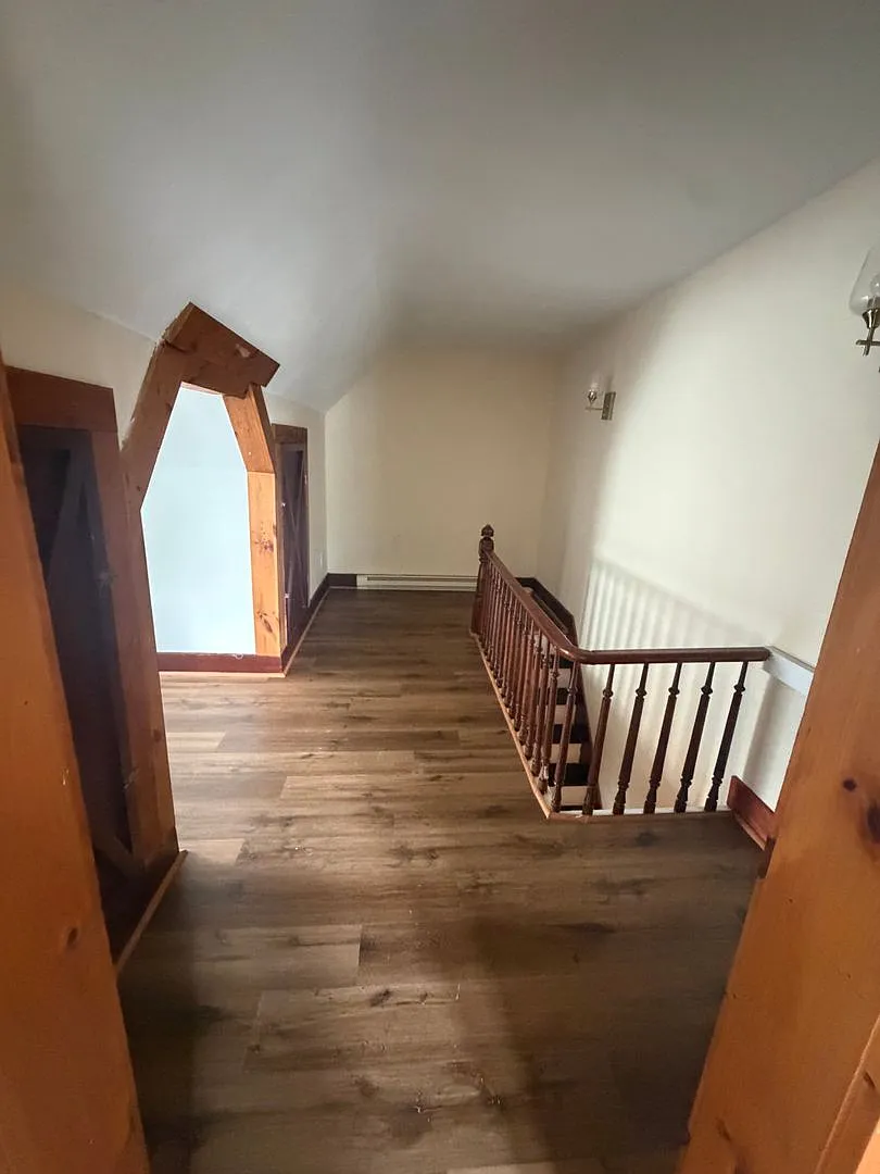 6-8 Maple Ave — Photo 4