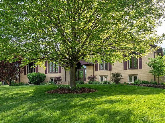 4th image of 3806 Saint Andrews Dr