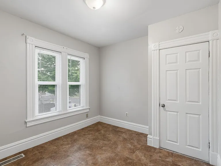 42 Glen St #44 — Photo 18