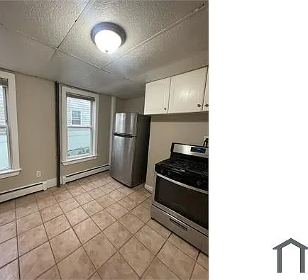 277 Chestnut St #2 — Photo 9