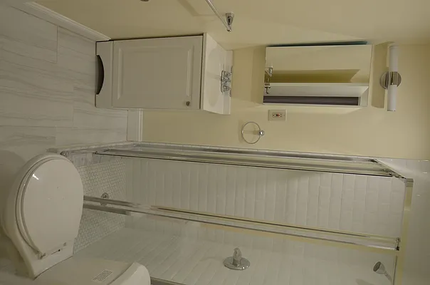 Rented by CITY SKYLINE REALTY INC | media 31