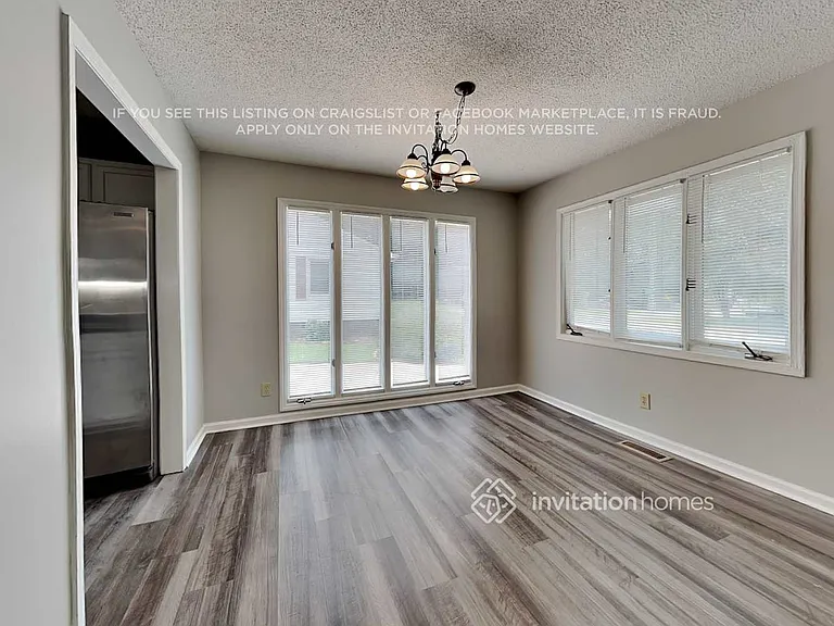 1108 Oakview Rd — Photo 8