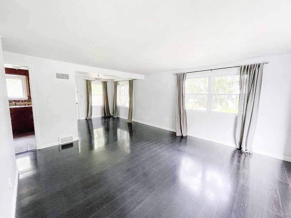 1st image of 325 Homewood Dr