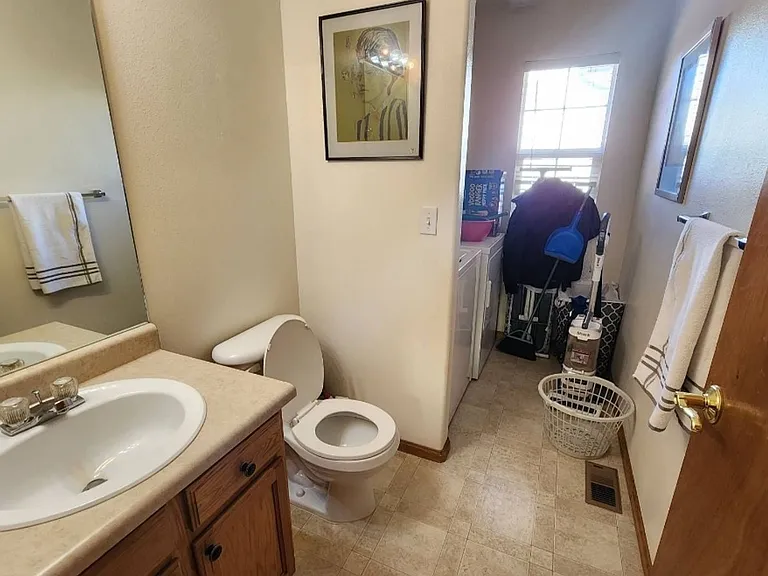 7930 Silver Maple Ln — Photo 5
