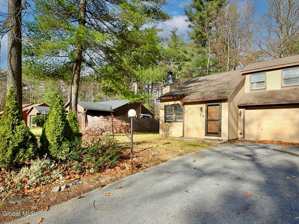 1st image of 13 Pepperbush Place