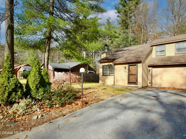 13 Pepperbush Place, Malta, NY 12020