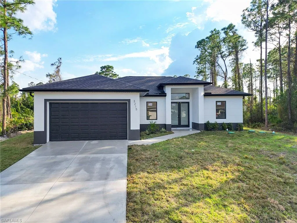 3 bed, 2.0 bath, 1630 sqft, $2,100 — Photo 2