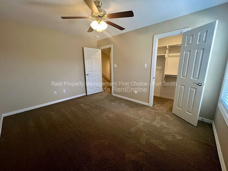 9905 Landry Dr — Photo 20
