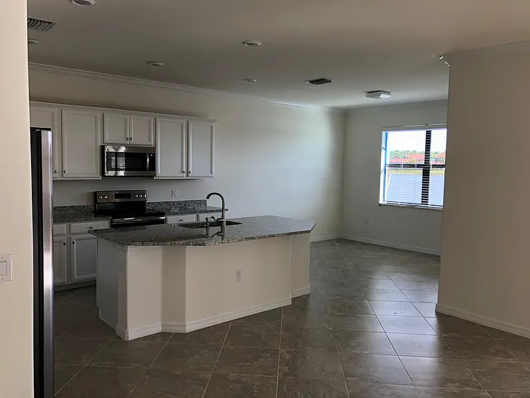 1591 Santiago Cir — Photo 7