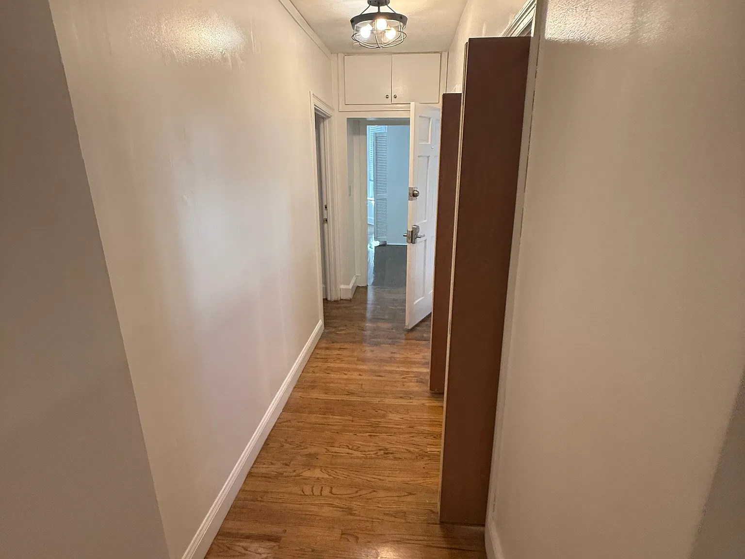 2 bed, 1000 sqft, $2,500 — Photo 3