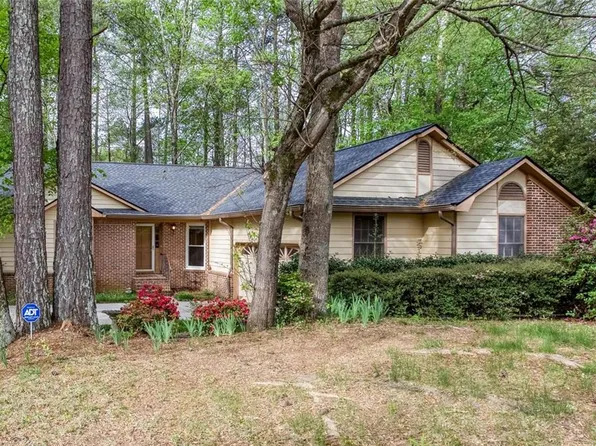 3506 Three Oaks Ct, Powder Springs, GA 30127