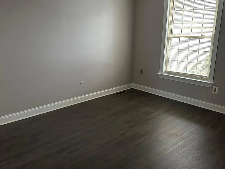 441 Tomlinson Rd #F22 — Photo 2