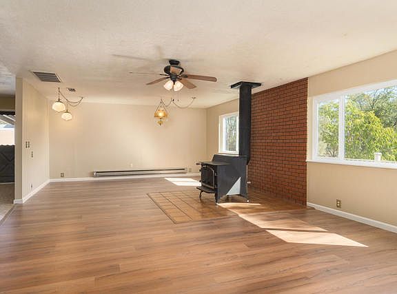 3rd image of 17105 Demartini Rd