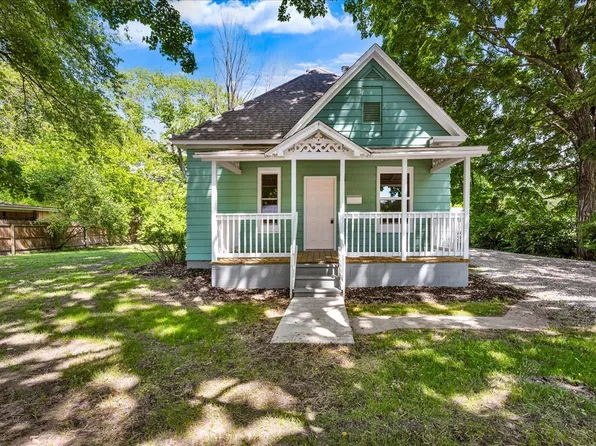 508 S Grant St, Sullivan, IL 61951