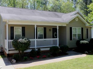 105 Kingsman Ln, Easley, SC 29642