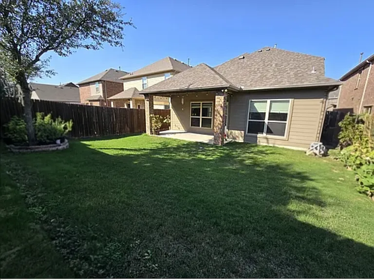 9921 Prairie Dog Ln — Photo 12