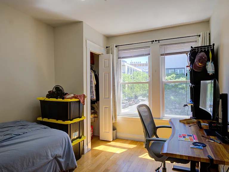 231 Cardinal Medeiros Ave #2 — Photo 8