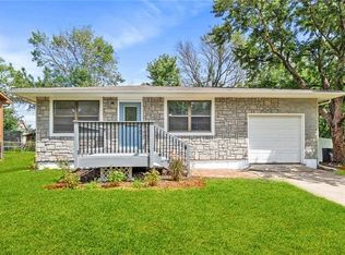 216 W Martin St, Edgerton, KS 66021