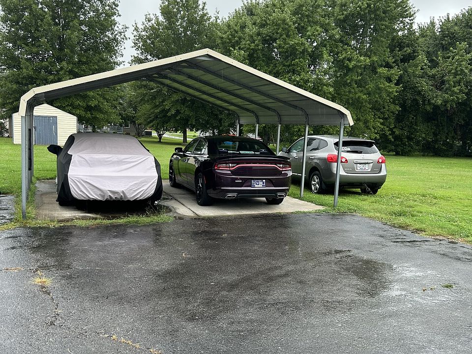 2nd image of 3746 Southridge Blvd